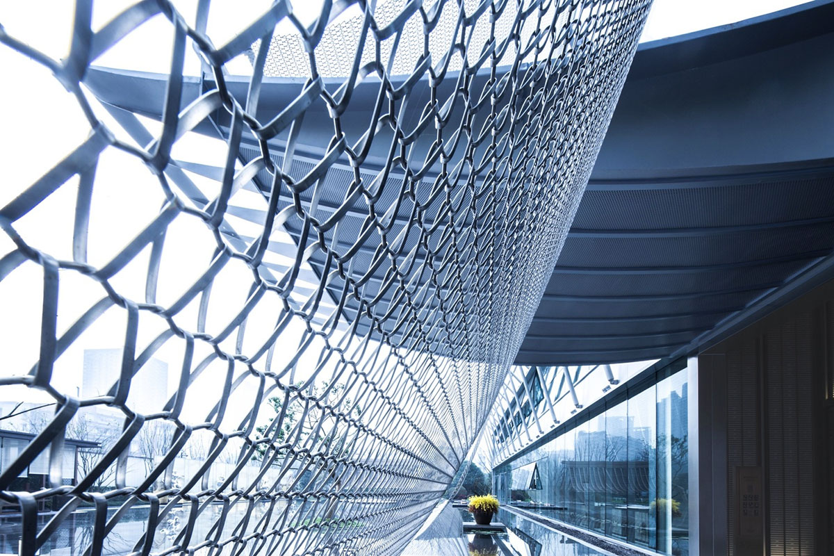 The Ultimate Guide to Bird Netting: Keep Pigeons Out for Good